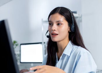 What is a CRM Software? A Comprehensive Guide For Beginners 