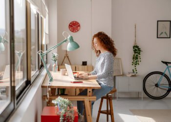 How to Start Freelancing in 2026: A Step-by-Step Guide for Complete Beginners